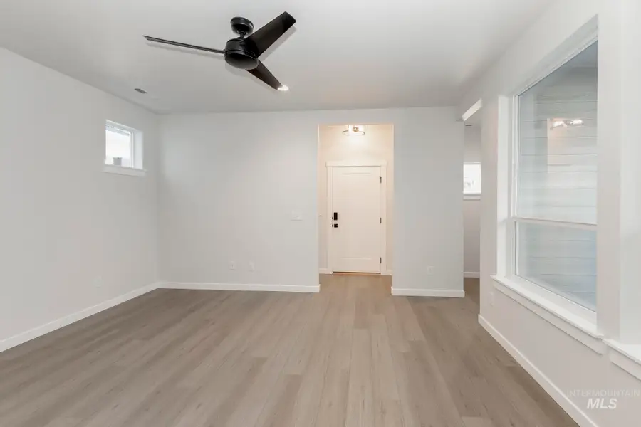 6728 W Redwood Creek Dr, Meridian, ID 83646 - #2