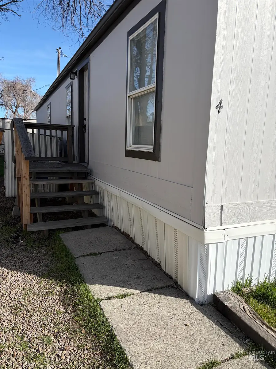 1570 Sunset Strip #4, Mountain Home, ID 83647 - #2