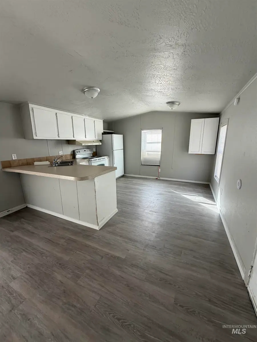 1570 Sunset Strip #4, Mountain Home, ID 83647 - #3