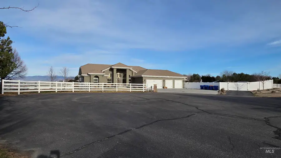 4434 W Vaquero Ln, Meridian, ID 83642 - #2
