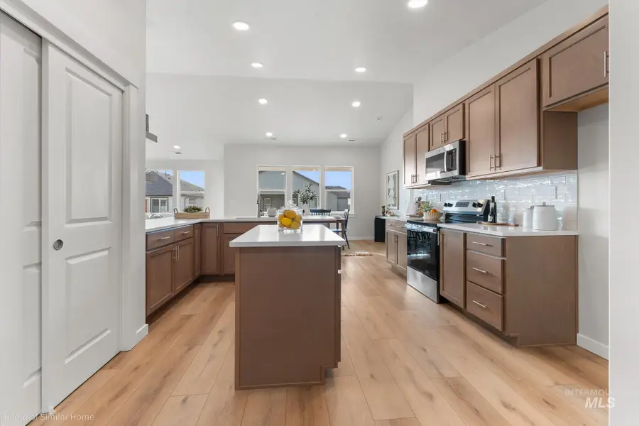 903 S Galloper #Snowbrush Lot 4 Blk 1, Nampa, ID 83686 - #3