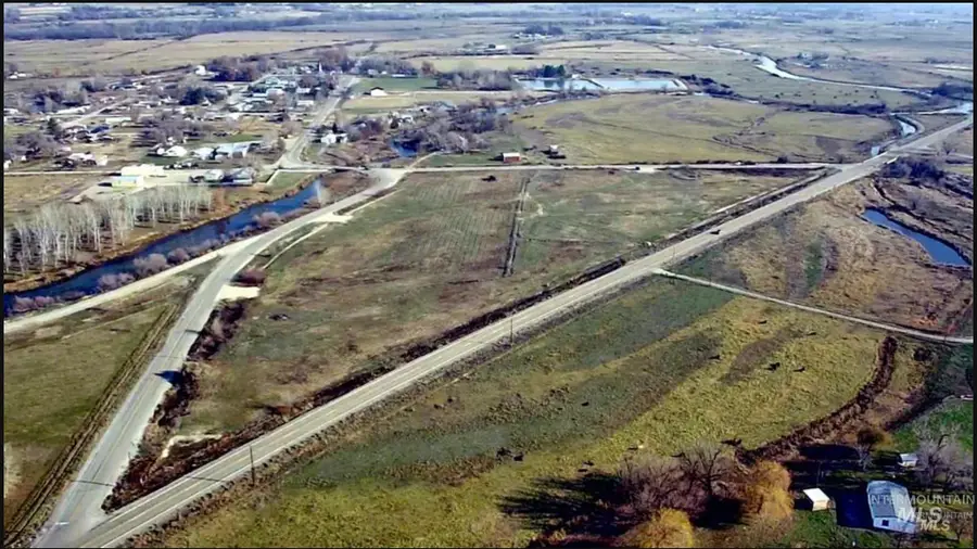 8497 Idaho Blvd., Emmett, ID 83617 - #3