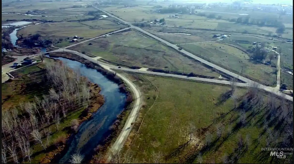 8493 Idaho Blvd., Emmett, ID 83617 - #1