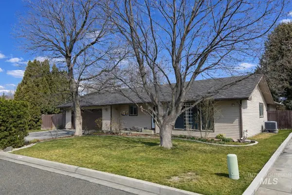 744 16th Ave E, Jerome, ID 83338