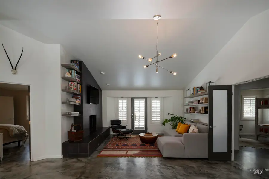 114 Empty Saddle Trl, Hailey, ID 83333 - #3