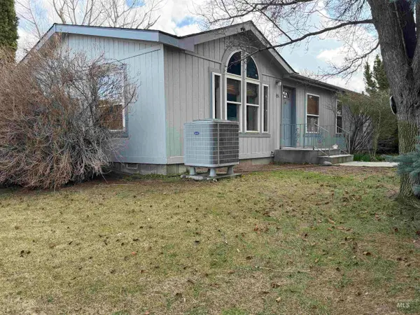 151 Quicksilver Ave., Hagerman, ID 83332