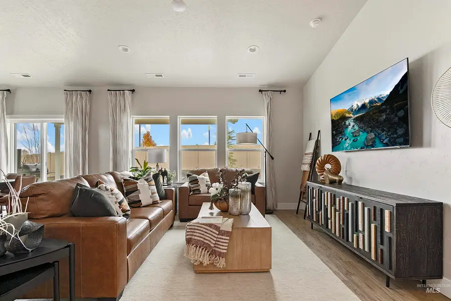 10123 Bellevue Ridge St, Nampa, ID 83687 - #3