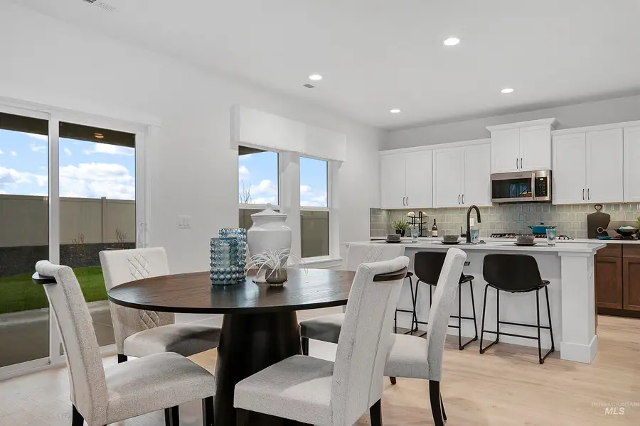 10756 Armuth St, Caldwell, ID 83605 - #3