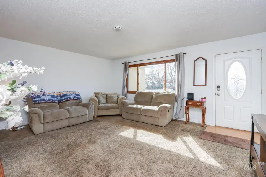 2021 Terrace Dr, Caldwell, ID 83605 - #3