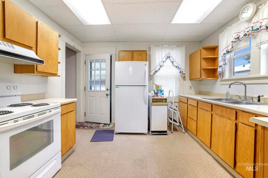 28572 Hyde Ave, Bruneau, ID 83604 - #3