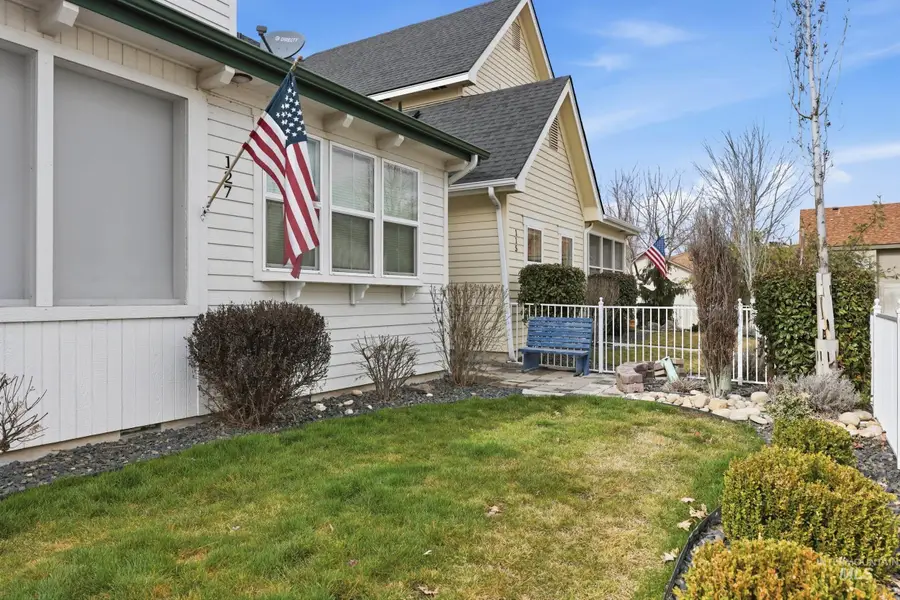 127 Mathie, Eagle, ID 83616 - #2