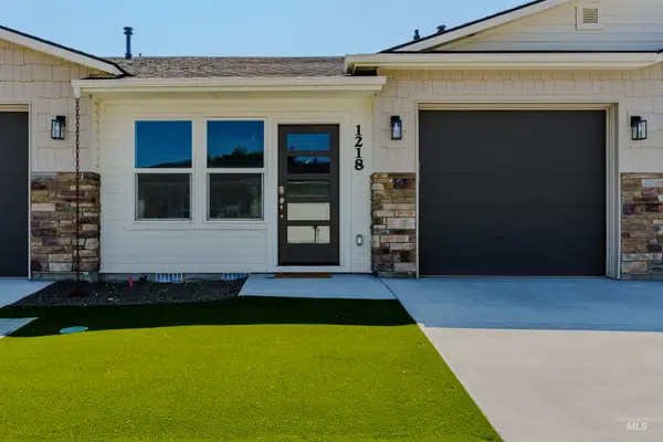 1218 Phillips Circle, Ontario, OR 97914