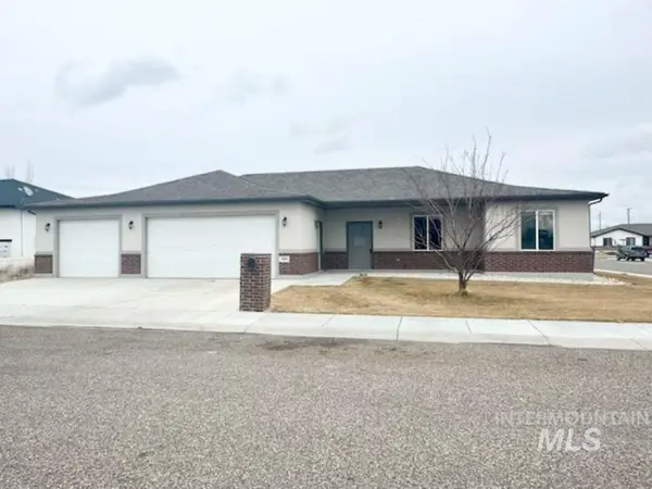 585 Clearwater Way, Heyburn, ID 83336