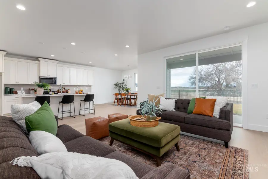 831 W Bay St, Middleton, ID 83644 - #2