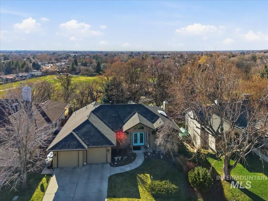 6603 W Summer Hill Dr, Boise, ID 83714 - #2