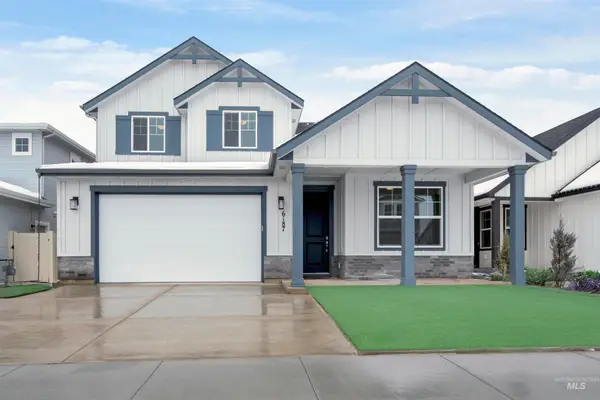 6076 W Parachute Dr, Meridian, ID 83646