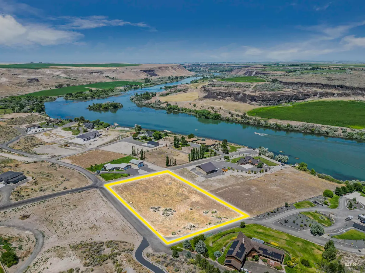 140 Sawyer Dr, Buhl, ID 83316 - #1