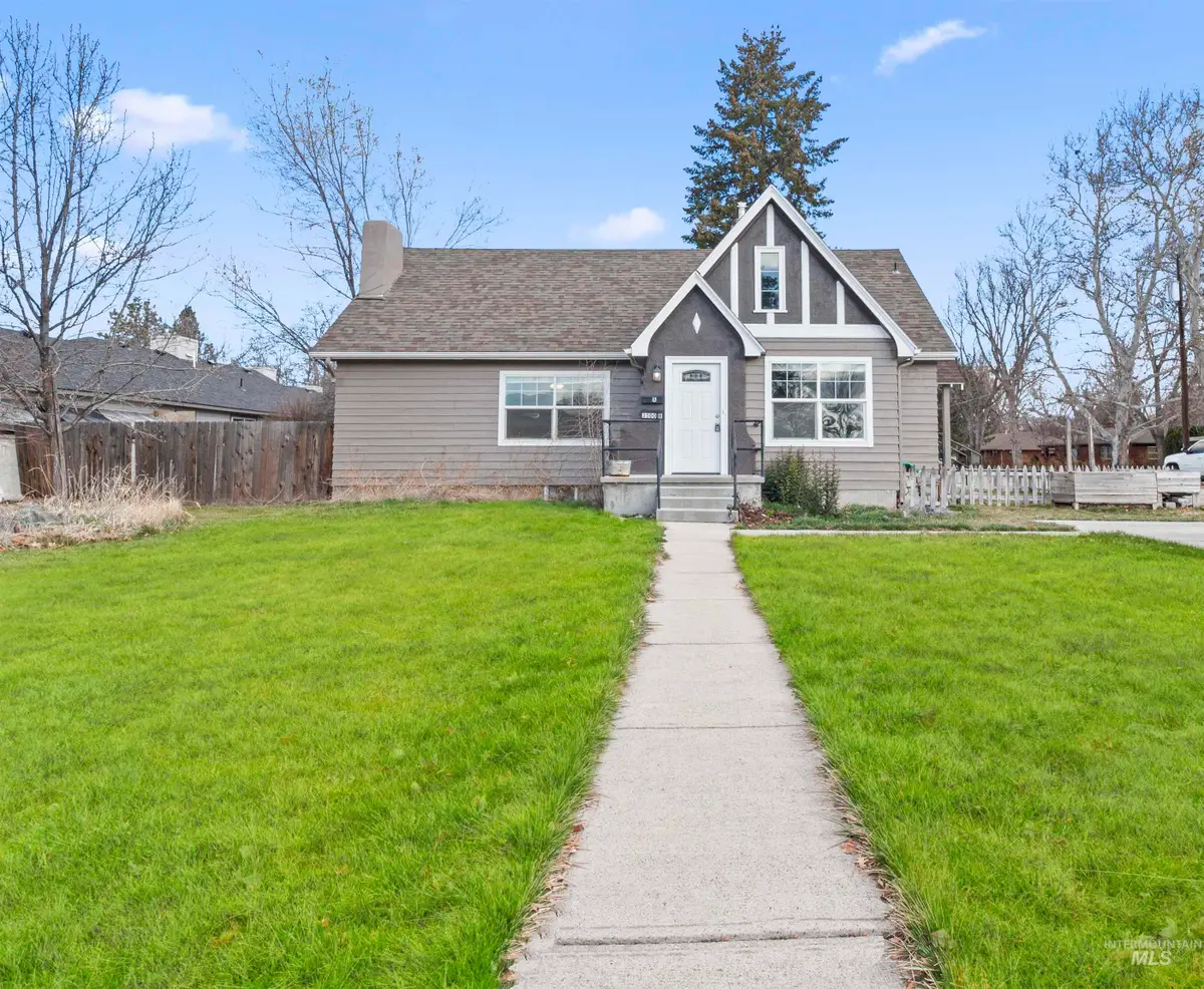 3500 W Overland Rd, Boise, ID 83705 - #1