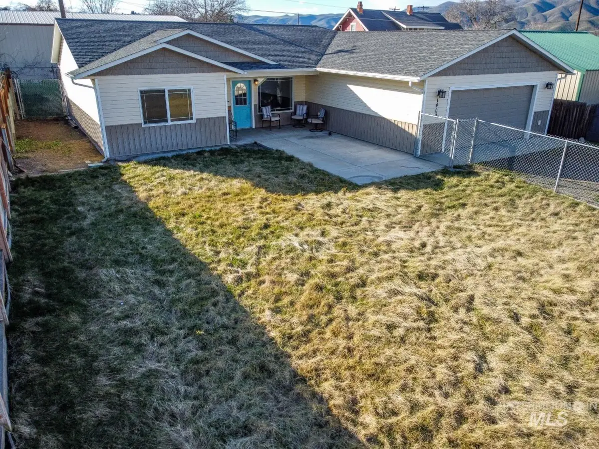 1409 Highland Ave, Clarkston, WA 99403 - #1