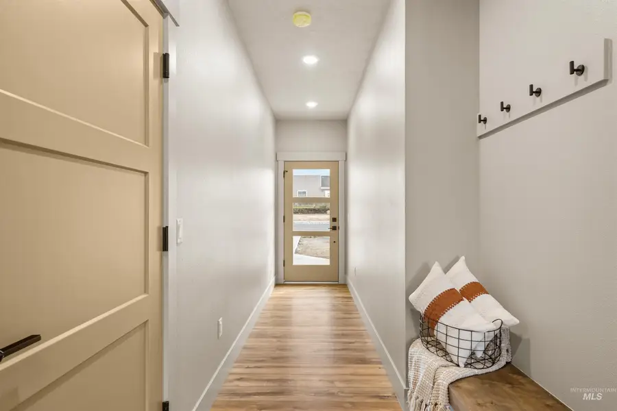 335 Warner Avenue, Lewiston, ID 83501 - #2