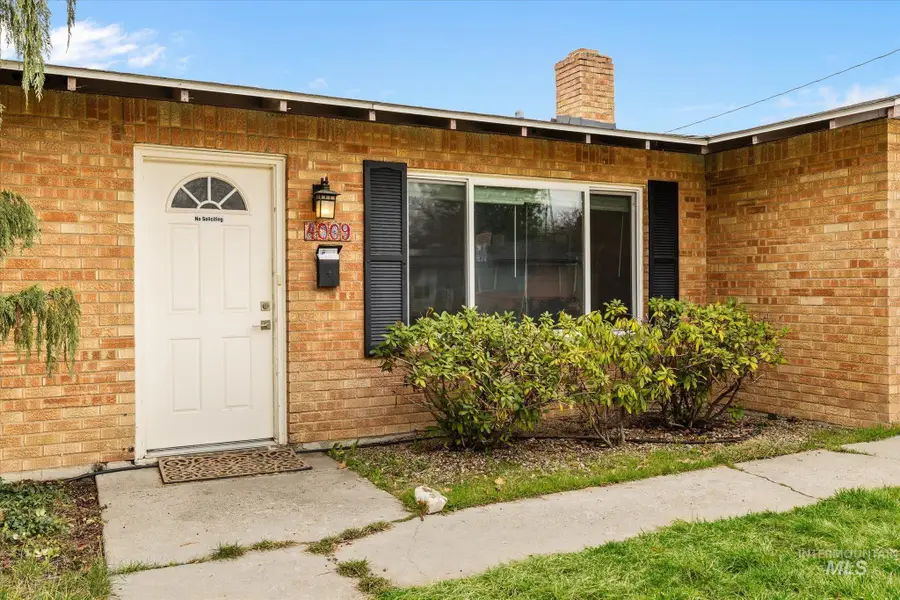 4009 W Normandie Dr, Boise, ID 83705 - #3