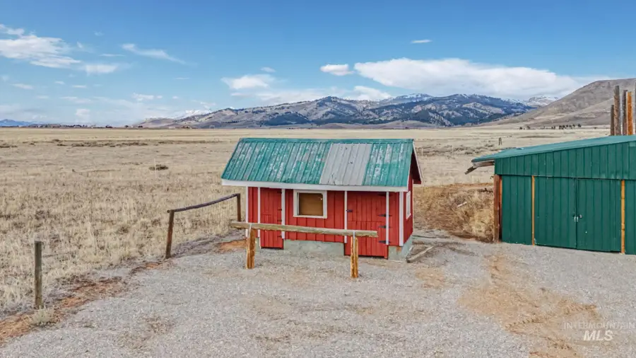 912 E 200 N, Fairfield, ID 83327 - #3