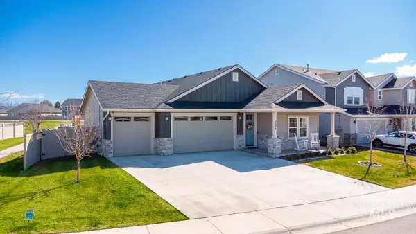 3094 N Greengate Way, Star, ID 83669