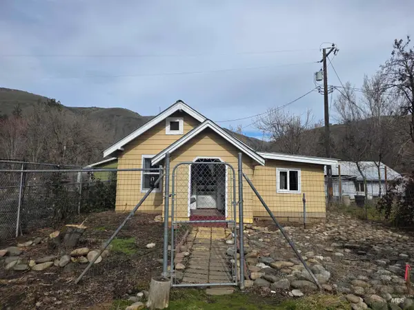 210 Pine Ave, Kooskia, ID 83539