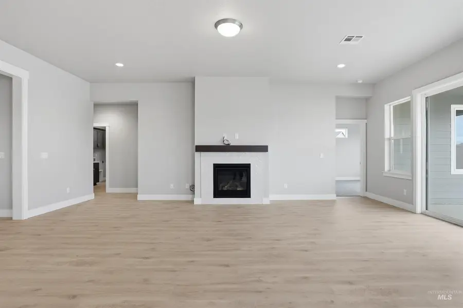 5702 W Ladle Rapids St, Meridian, ID 83646 - #3