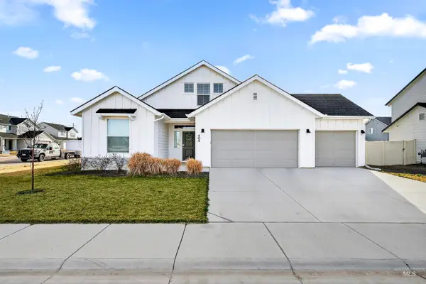 404 Chalcedony, Caldwell, ID 83605