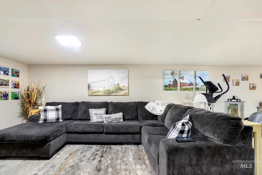 1221 Nevada, Gooding, ID 83330 - #3