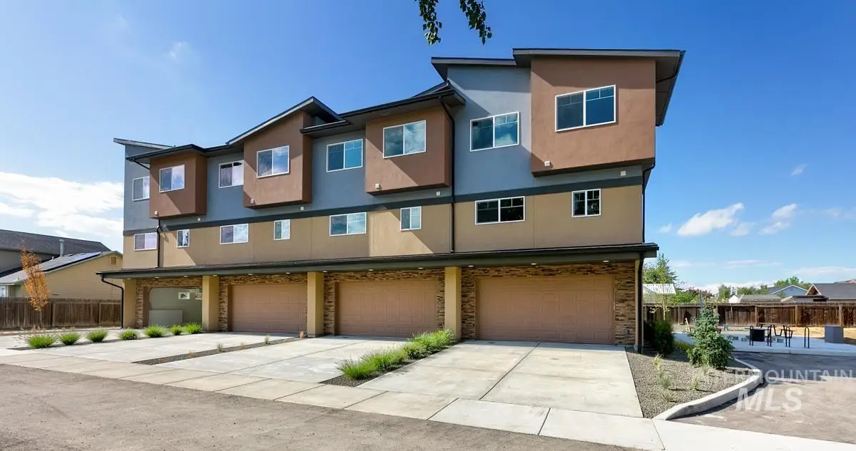 2281-2299 N Shaelyn, Boise, ID 83713 - #1