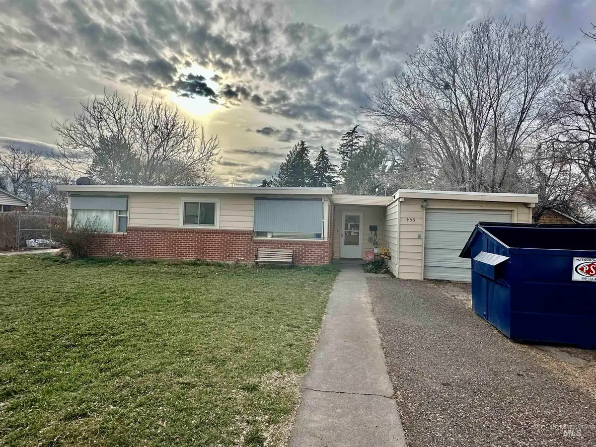 455 Sunrise Blvd N, Twin Falls, ID 83301 - #1