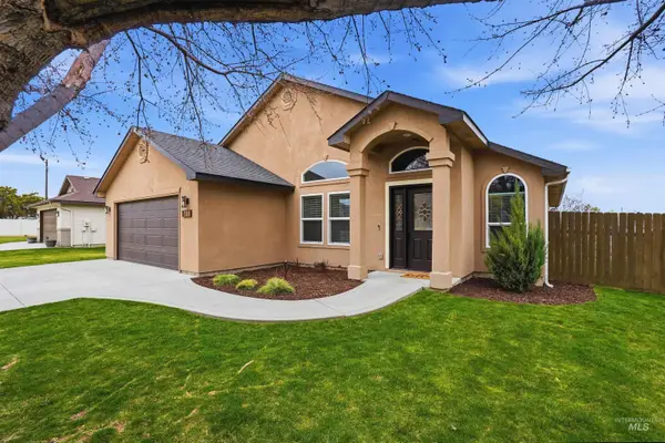 731 Triumph Dr, Middleton, ID 83644