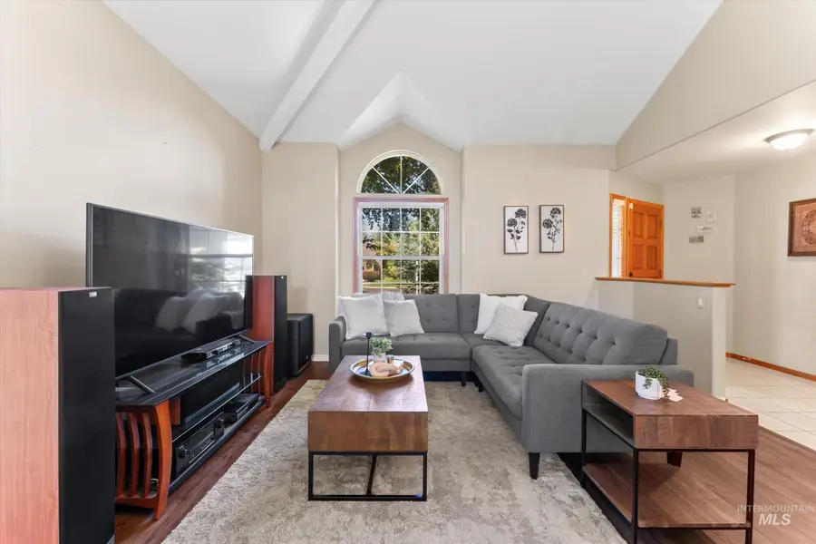 5811 W Sterling Ln,, Boise, ID 83703 - #3