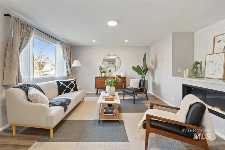 6417 W Everett St, Boise, ID 83704 - #3