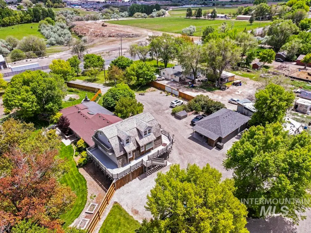 564 S Blue Lakes Blvd, Twin Falls, ID 83301 - #1