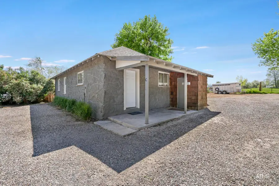 564 S Blue Lakes Blvd, Twin Falls, ID 83301 - #3