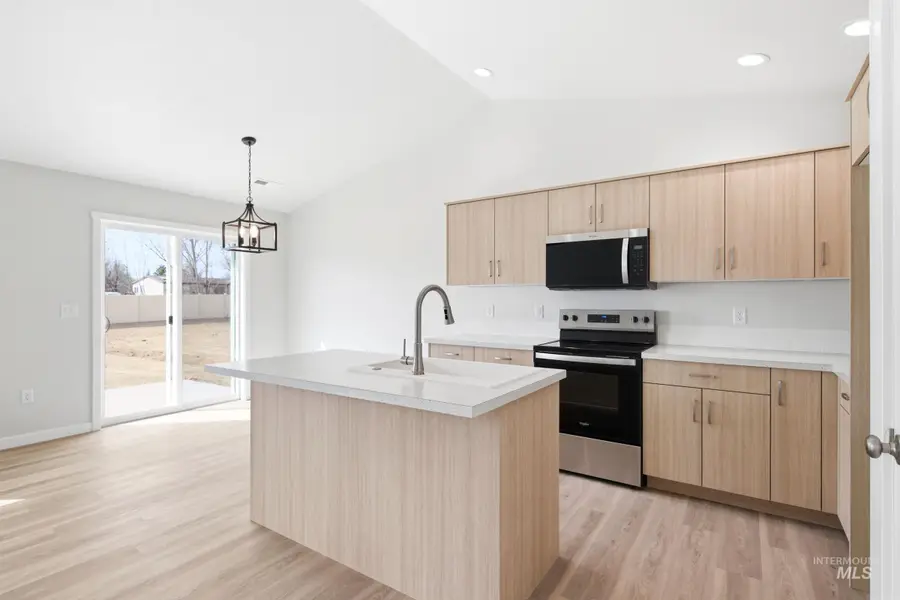 515 Pine St, New Plymouth, ID 83655 - #3