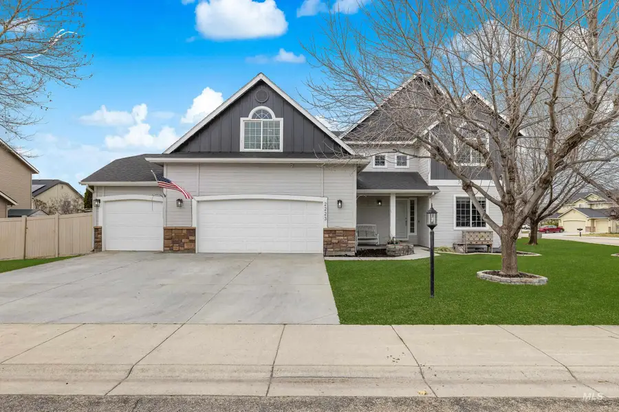 2223 N Maroon Ave, Kuna, ID 83634 - #2