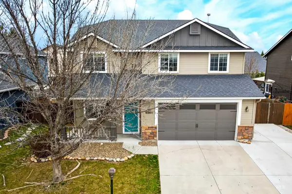6284 N Silver Elm Way, Meridian, ID 83646