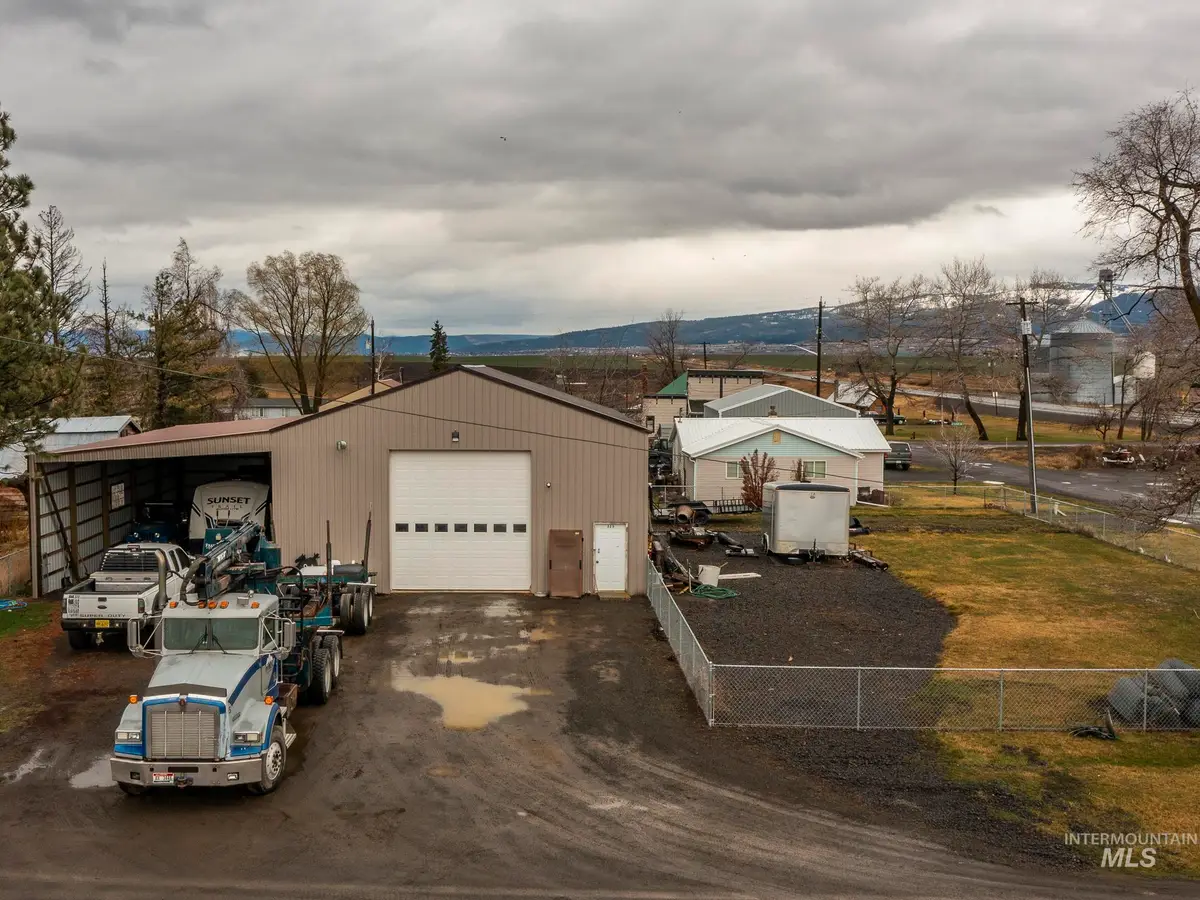 325 Sherwin St, Grangeville, ID 83531 - #1