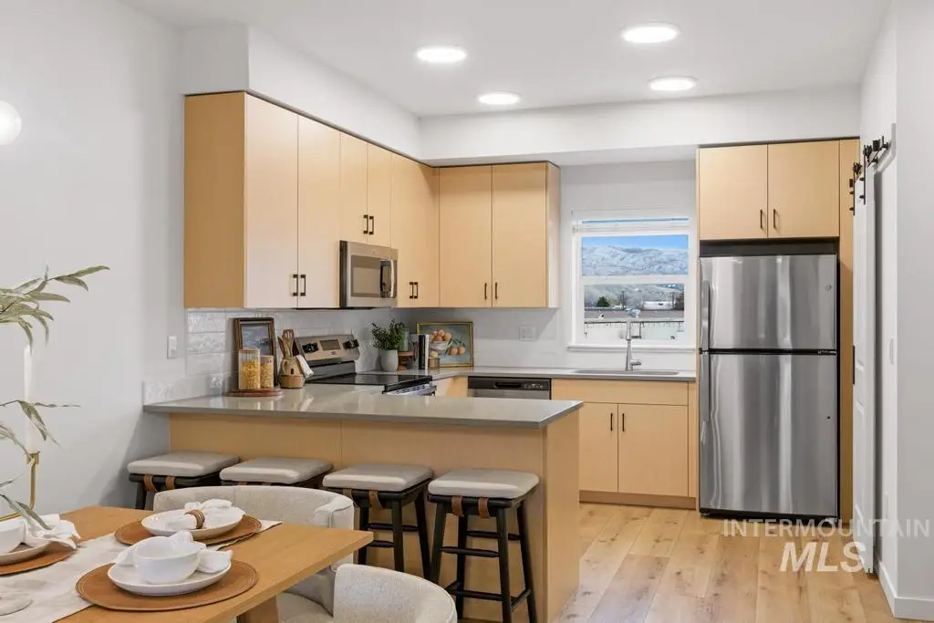 7433 W Swain Lane, Garden City, ID 83714 - #1