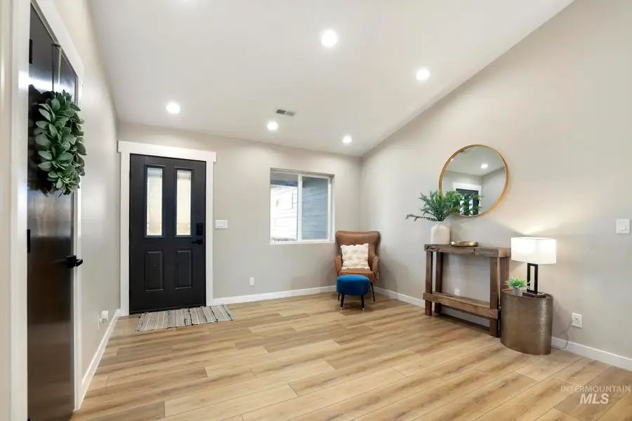 401 Elm Street, Rupert, ID 83350 - #3