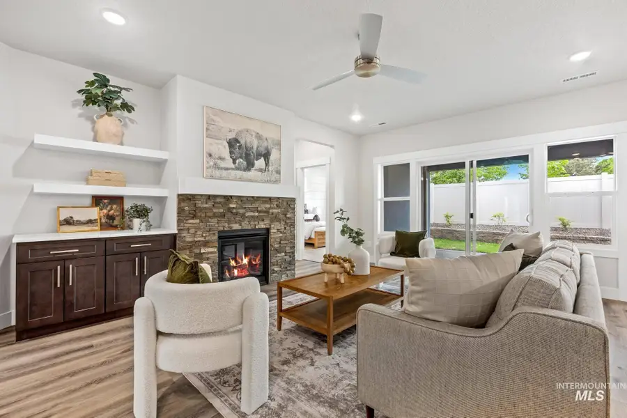 1769 E Grayson St, Meridian, ID 83642 - #2