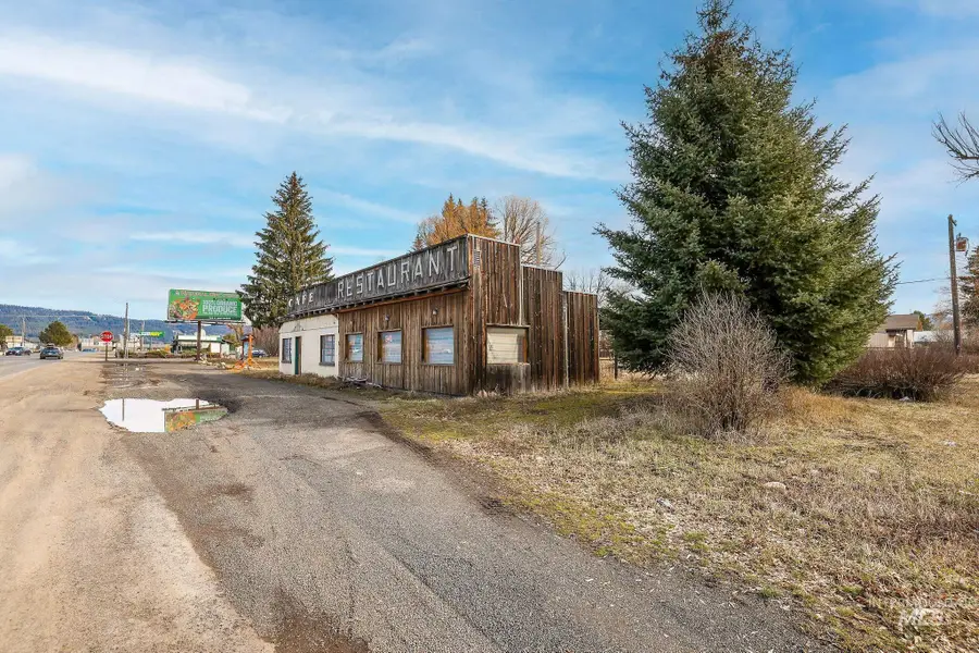 413-417 Virginia St., New Meadows, ID 83654 - #3