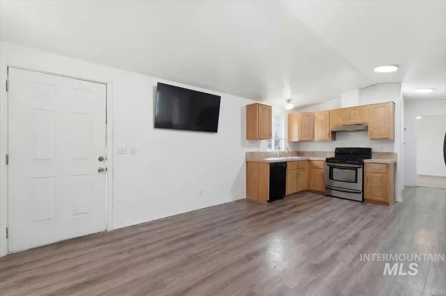 1325 N Arrow Ln, Boise, ID 83704 - #3