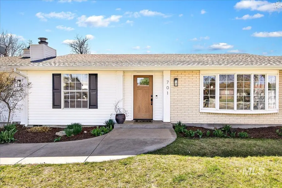 701 W Boone Ave, Nampa, ID 83651 - #3