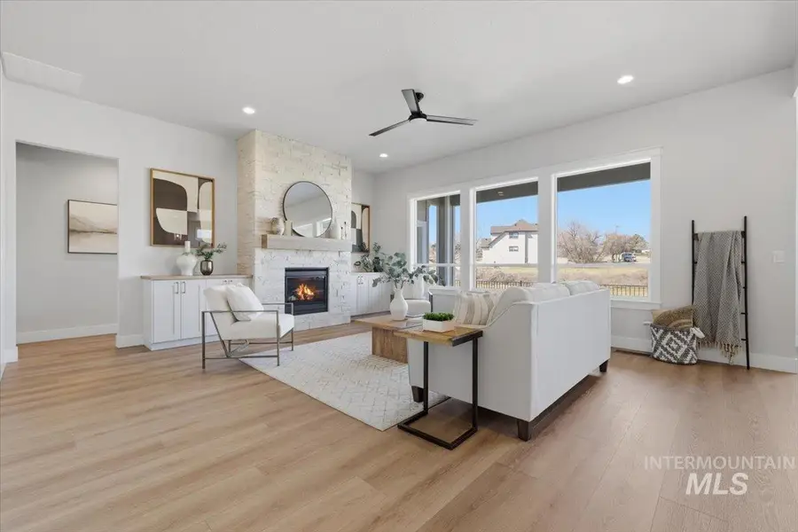 482 W Millstone St, Middleton, ID 83644 - #3