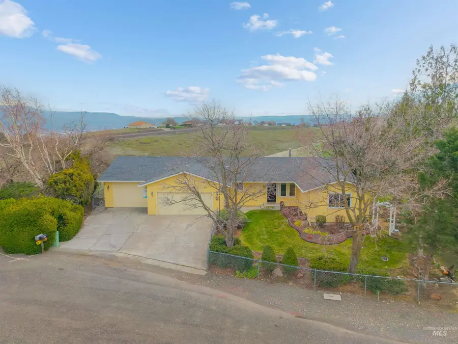 2746 Florence Court, Clarkston, WA 99403 - #3